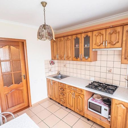 Apartment on Polevaya 44/12 Bohuslav Bagian luar foto